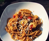 Whole grain spaghetti with king prawns