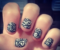 Doodle nails