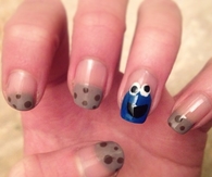 Cookie monster nails