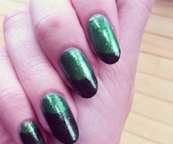 Glitter green and black nails