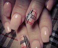 Burberry nails