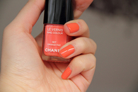 Orange nails