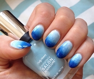 Blue ombre nails
