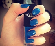 Blue nails