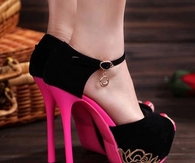 black Pumps Edged in Hot Pink Gold Bling