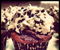 Cookie dough cupcakes