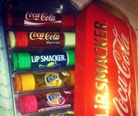 Lip smackers