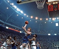 BEST COLLEGE BASKETBALL PLAYER OF ALL-TIME