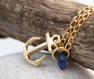 Gold anchor necklace