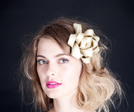 DIY Gift Bow Hairpiece