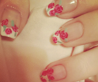 Rose manicure