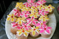 Marshmallow flower cupcakes
