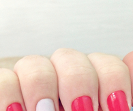 Pink bow nails