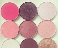 Eyeshadow cosmetics