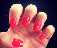 Red nails