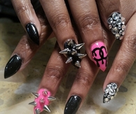 Punk nails